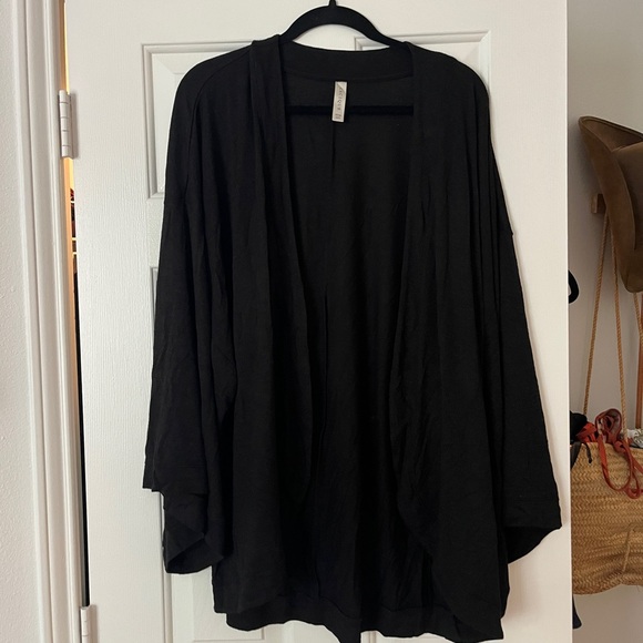 Cacique Elegant Black Cardigan - Picture 1 of 4